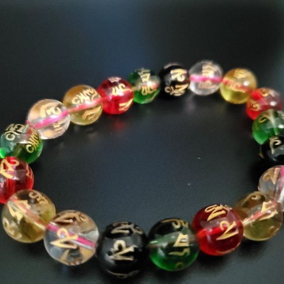 Bracelets - Picture 5 of 7